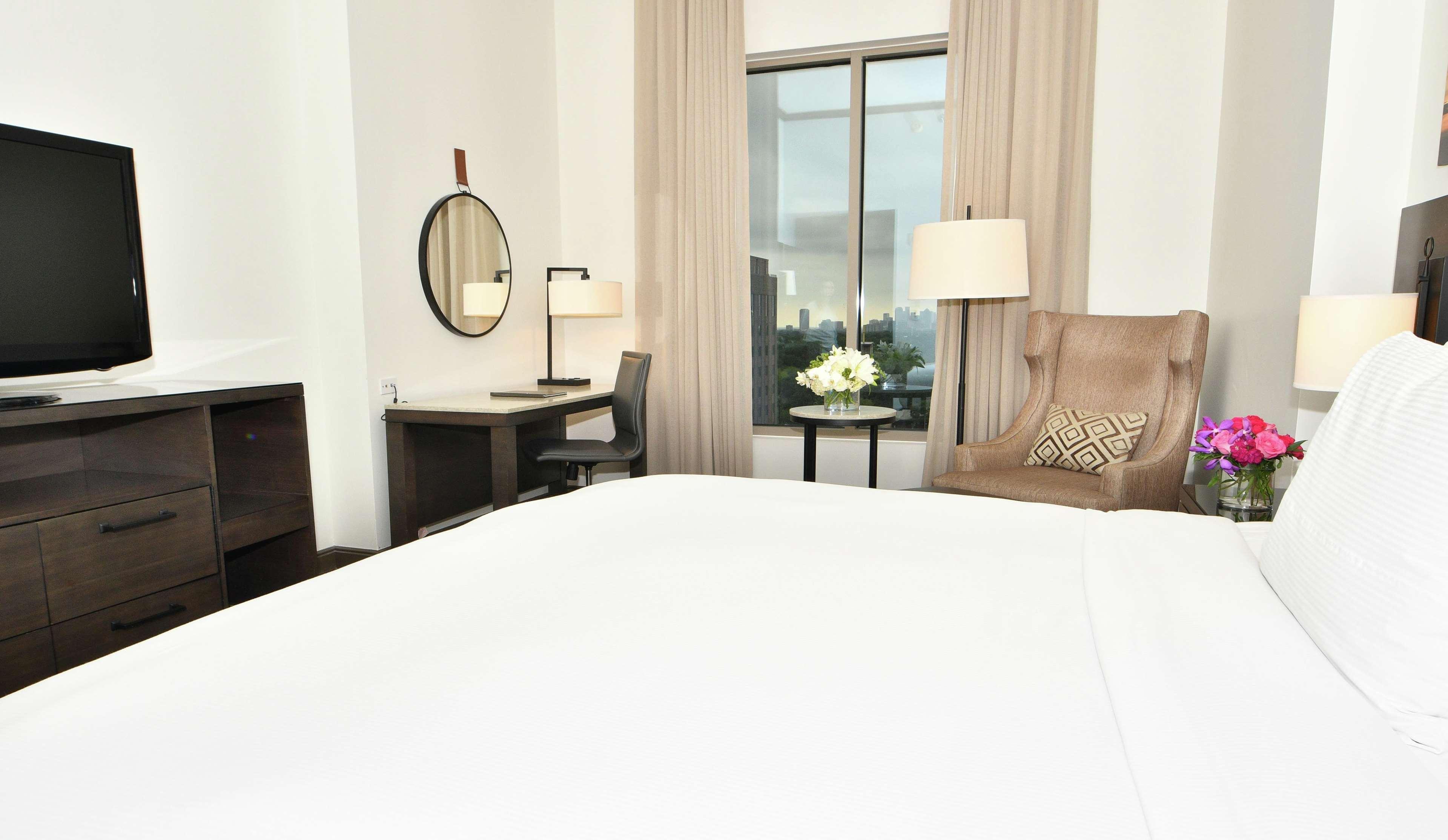 ฮิลตันดัลลัส พาร์ค ซิตี้ โฮเต็ล Hotel ภายนอก รูปภาพ