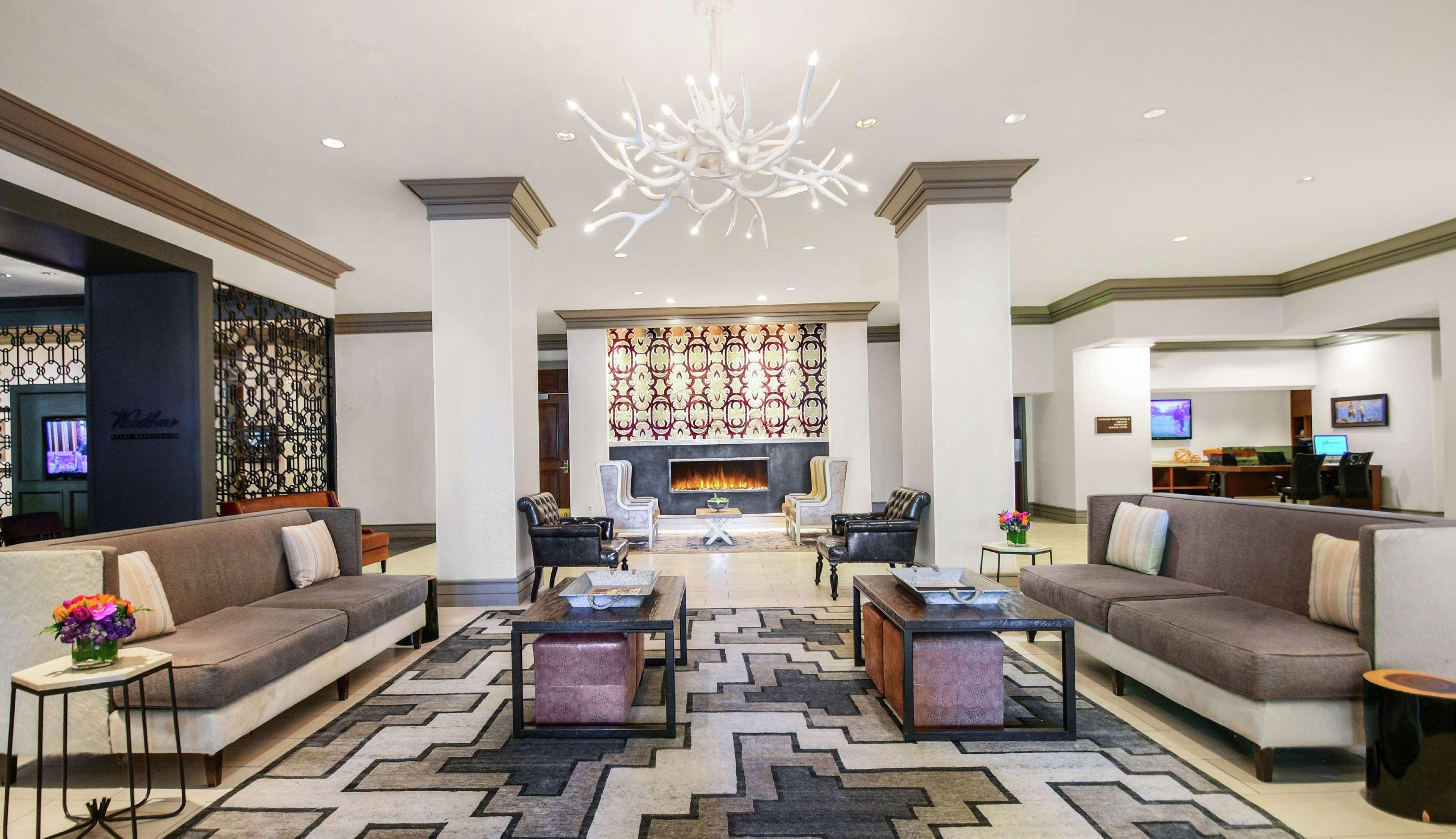 ฮิลตันดัลลัส พาร์ค ซิตี้ โฮเต็ล Hotel ภายนอก รูปภาพ