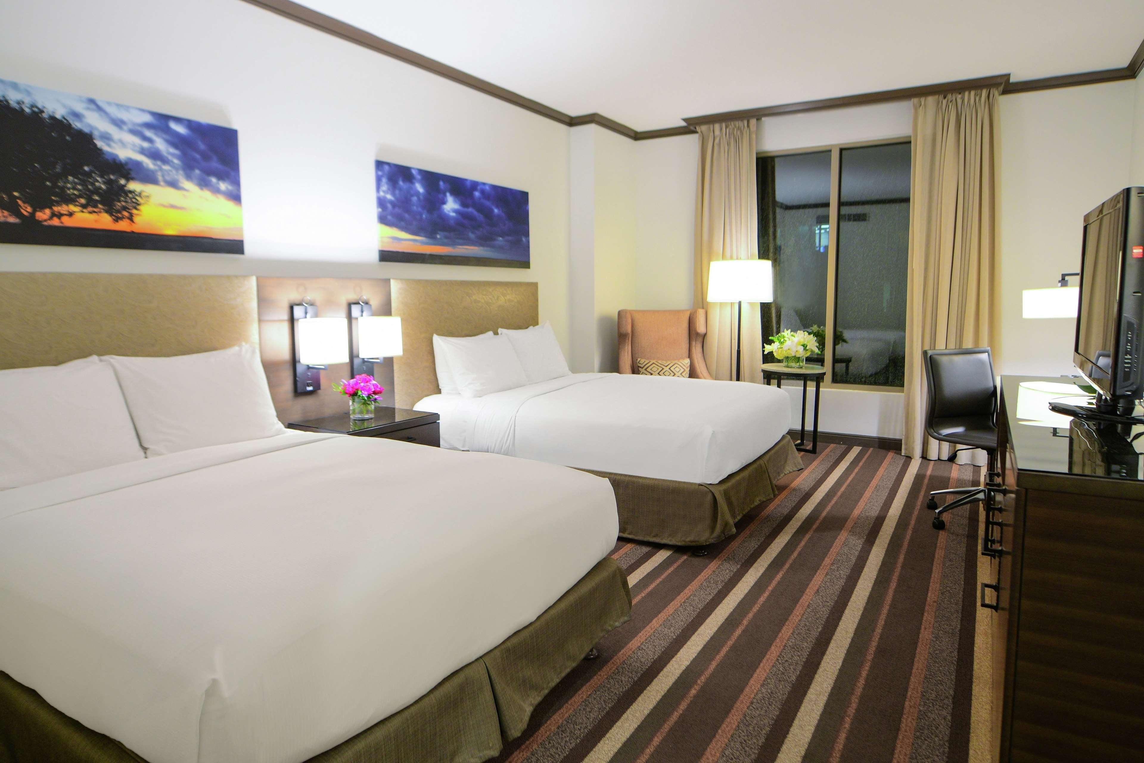 ฮิลตันดัลลัส พาร์ค ซิตี้ โฮเต็ล Hotel ภายนอก รูปภาพ