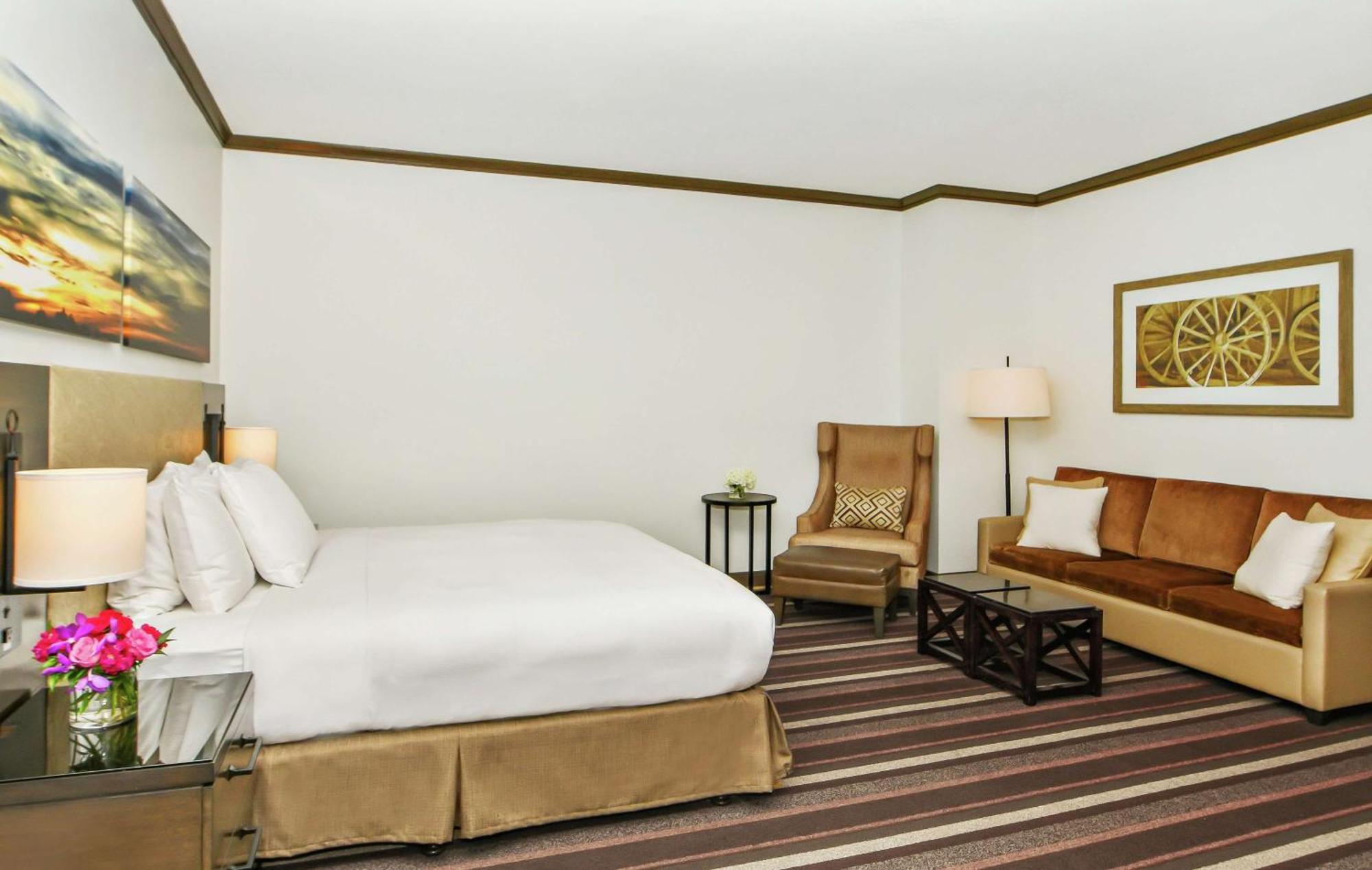 ฮิลตันดัลลัส พาร์ค ซิตี้ โฮเต็ล Hotel ภายนอก รูปภาพ