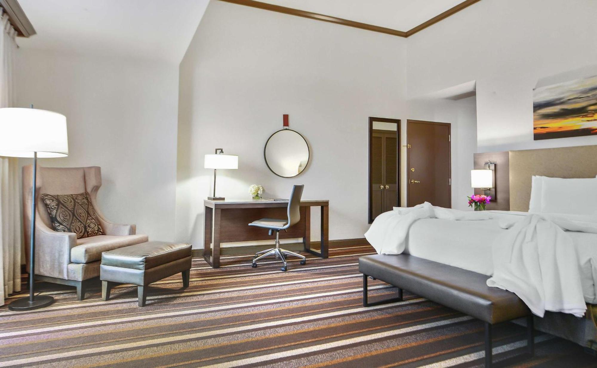ฮิลตันดัลลัส พาร์ค ซิตี้ โฮเต็ล Hotel ภายนอก รูปภาพ